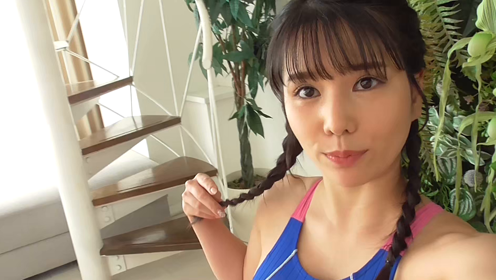 グラビア学園MOVIE 新垣優香 4 画像1
