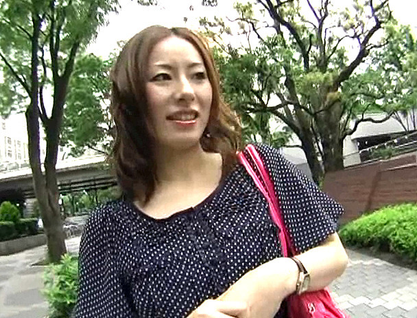 夫に内緒の若妻ナンパ!6 目隠し羞恥に燃えました! 画像12