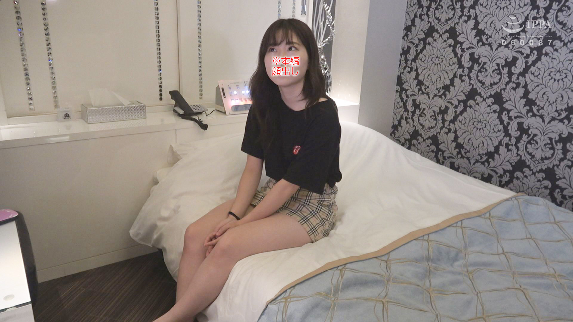 まさかの中出し懇願!?化粧品モニターで来た女子に「ち○ぽ挿れないからAV出ない?」と持ち掛け結局ビュルビュル中出しSEX(カナ/20歳) 画像2