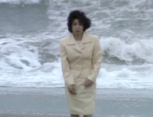 あけっぴろげな若奥様 佐伯麗子 画像1