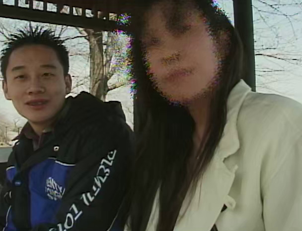 名器自慢!花咲く人妻 画像1