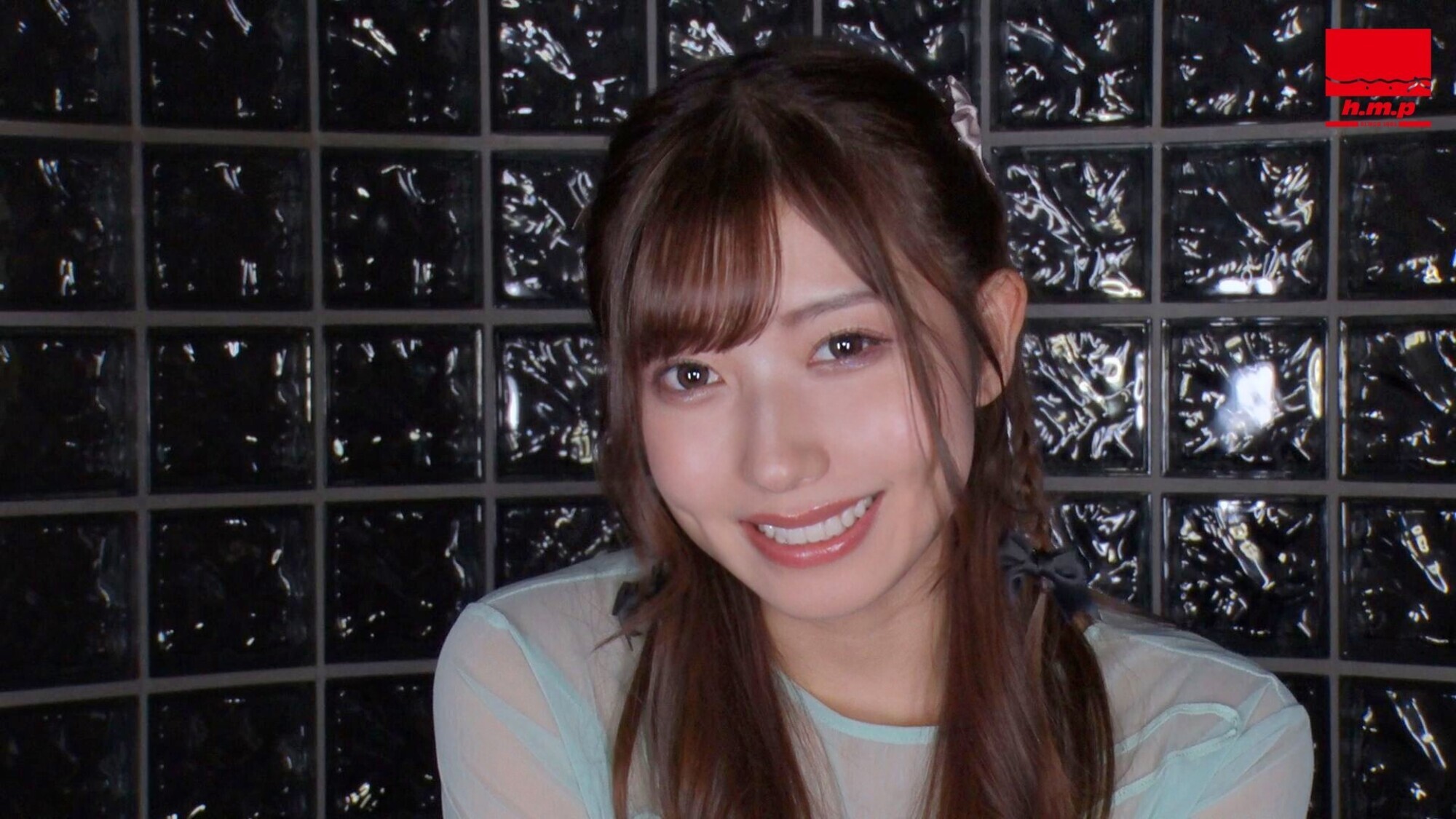 顔面白濁 逢沢みゆの美顔に思いっきり精子をぶっかけまくった全20発 1枚目