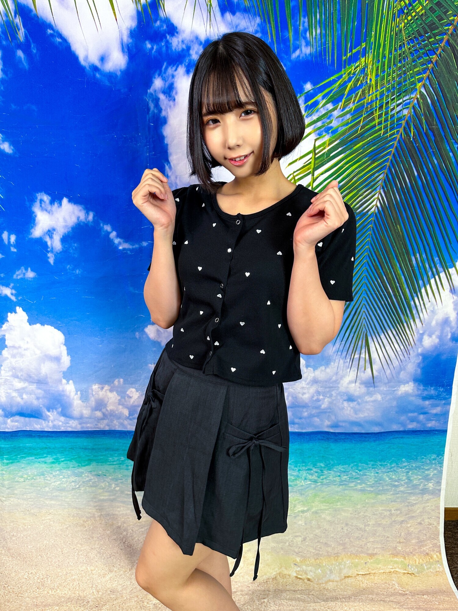 素人パンチラ in 自宅で個人撮影会 vol.97 !セクシーな美女軍団たちの激エロ秘密集会!!美しい闇に包まれた悪魔だらけのダーク撮影会! 画像6