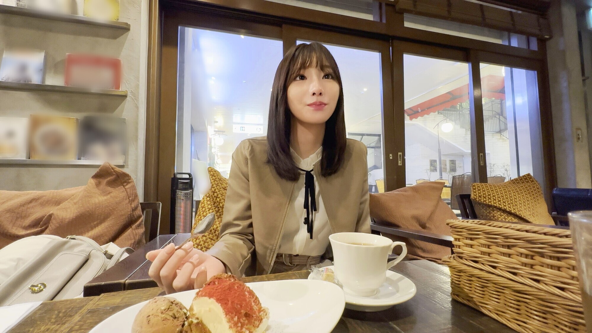 【日台肉弾交流】アイドルフェイス台湾人奥さま27歳。浮気旦那に愛想つかして仕返し不倫!!色白敏感ボディでイキまくる情熱孕ませセックス【清射在我里内!】 画像3