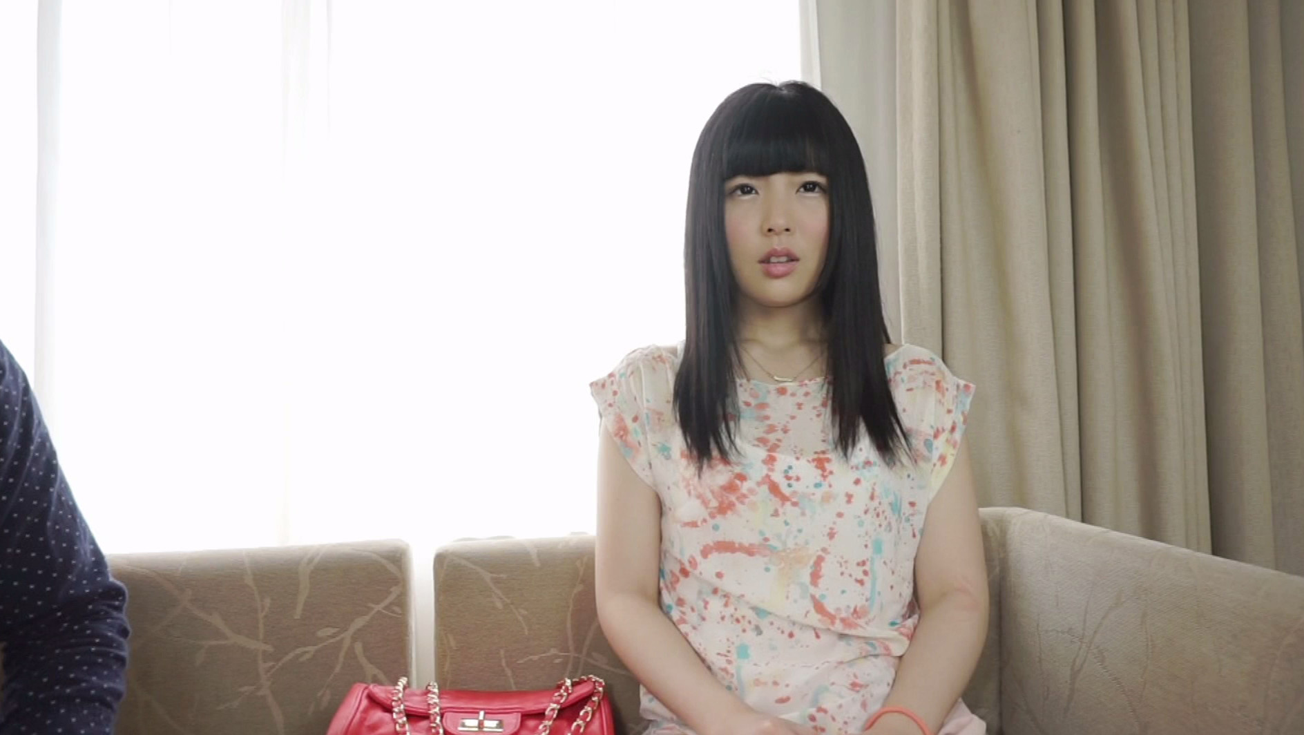 小さな胸に劣等感を抱えた可愛い貧乳女子ナンパ アダルト動画 ソクミル