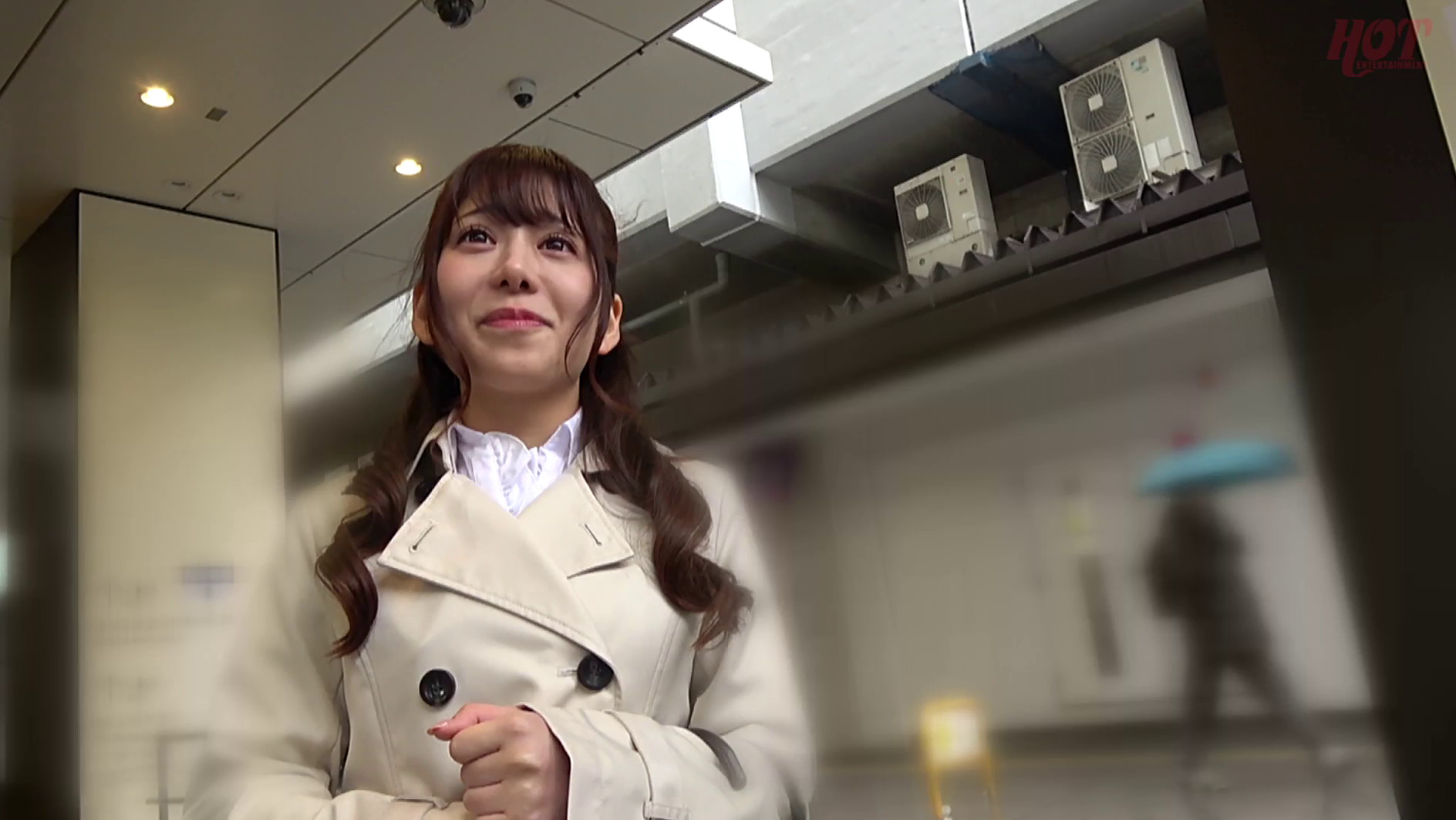 リアル素人縁結び企画 憧れの同僚社員とデキるかな? お節介すぎるほどお世話します!二人っきりにさせて生盗撮 9 画像1