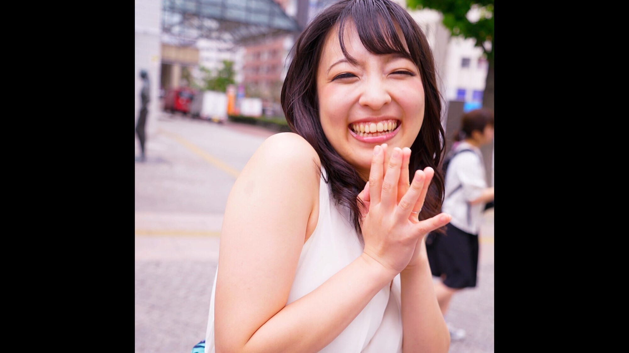 ハレンチ人妻 やっぱりこれが欲しいの!オチ〇ポ下さい! Special,02 画像4
