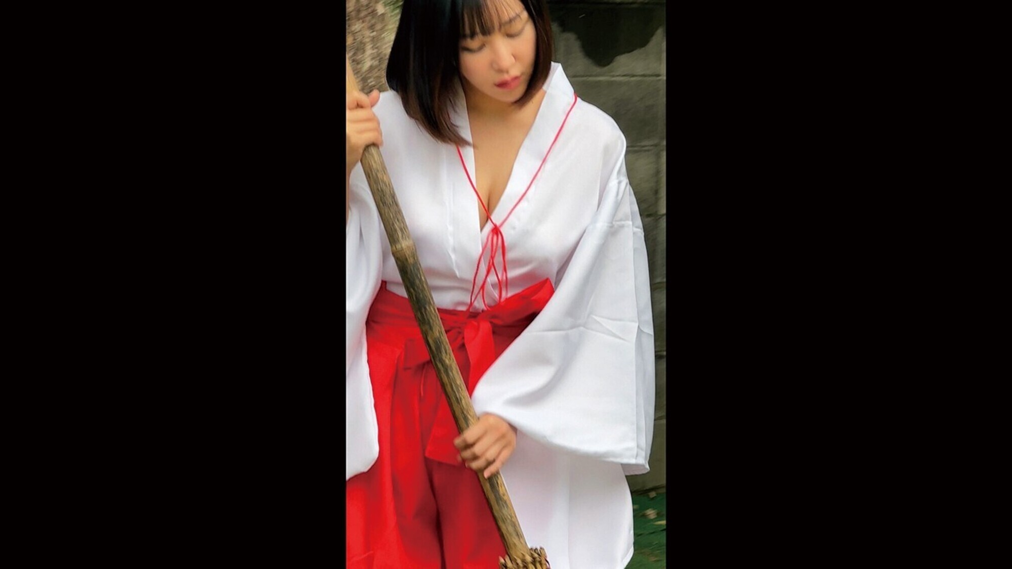 巫女さん 中出し縁結び 甘神4名 画像1