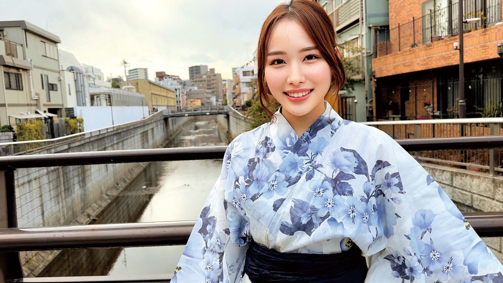 打ち上げ花火、下から見るか?ベットの上から見るか? 画像15