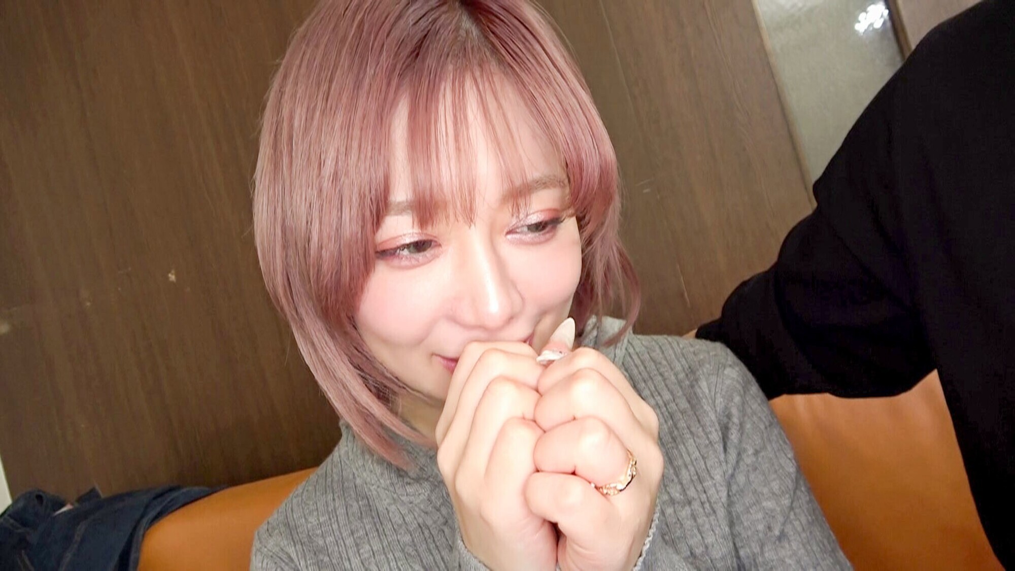 SNSでナンパした美人人妻が、旦那以外の身体に興奮してドエロい本性さらけ出しちゃいました！ 有村のぞみ 画像2