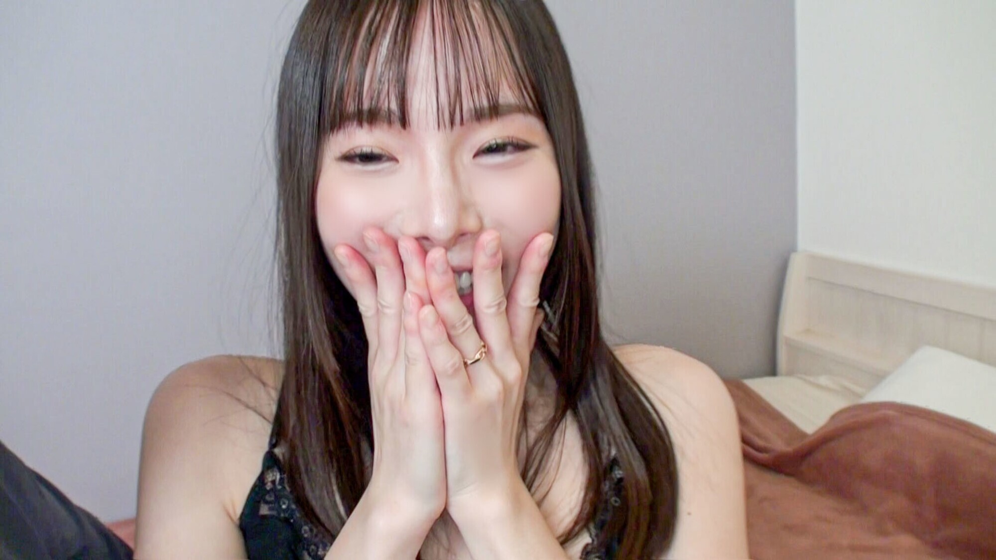 SNSでナンパした美人人妻が、旦那以外の身体に興奮してドエロい本性さらけ出しちゃいました！ 松丸香澄 画像2