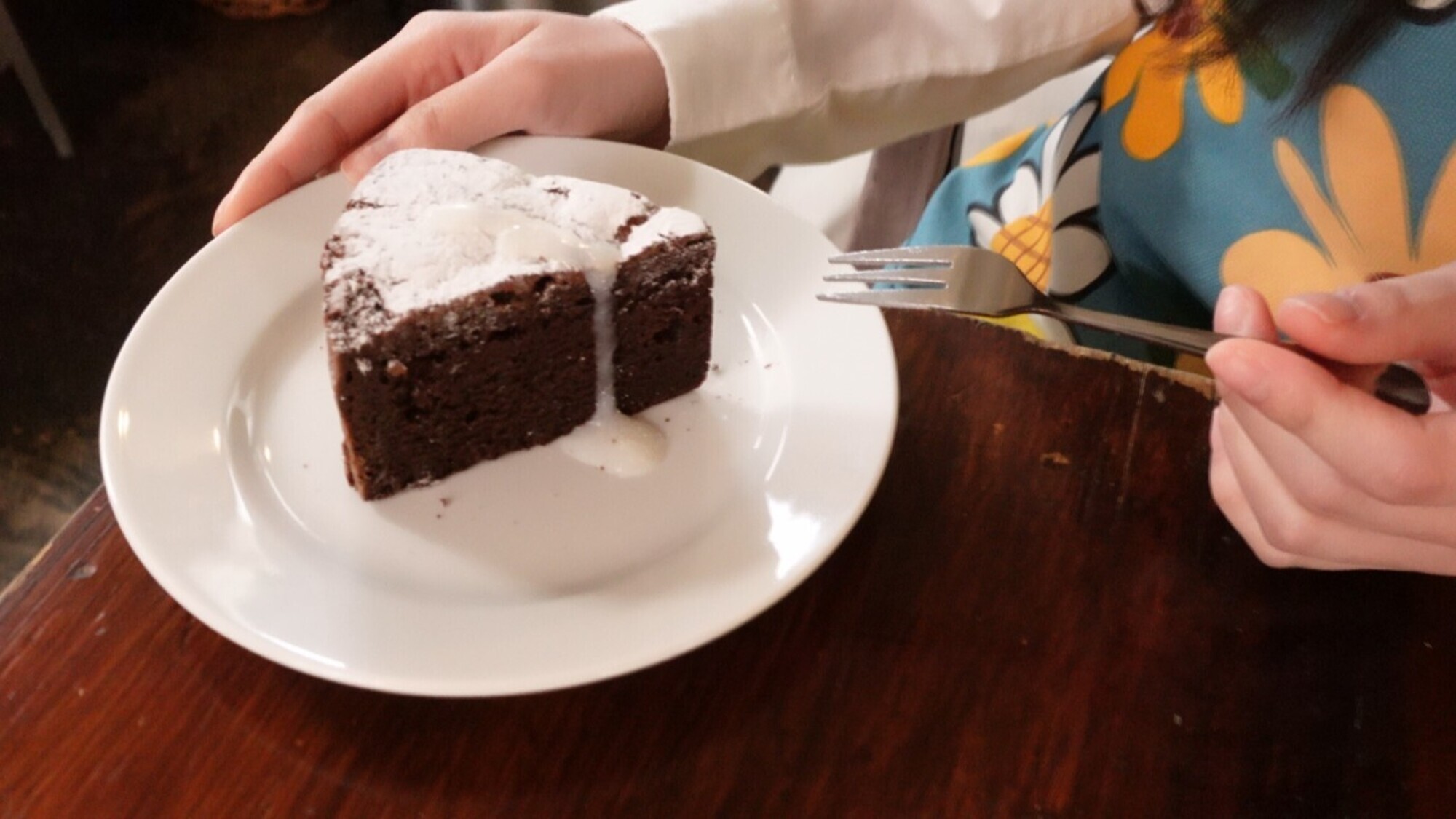 街で見かけるあの子にこっそり精子飲ませたかったんだ･･･