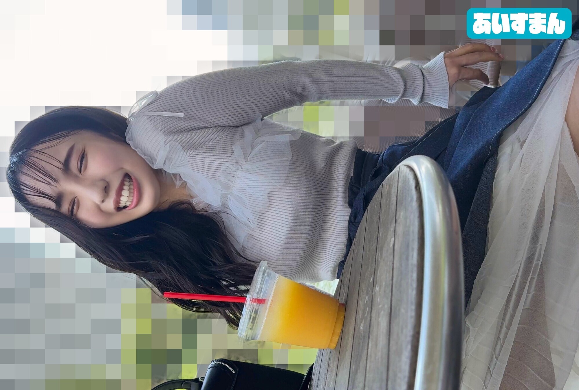 スレンダー美巨乳美人お姉さん、刺激と快感を求めて撮影にやってきちゃいました笑 セフレの指示でリモコンバイブ挿入、屋外で興奮MAXガチ絶頂のド淫乱 底抜けに明るいドMりえちゃん27歳 画像4
