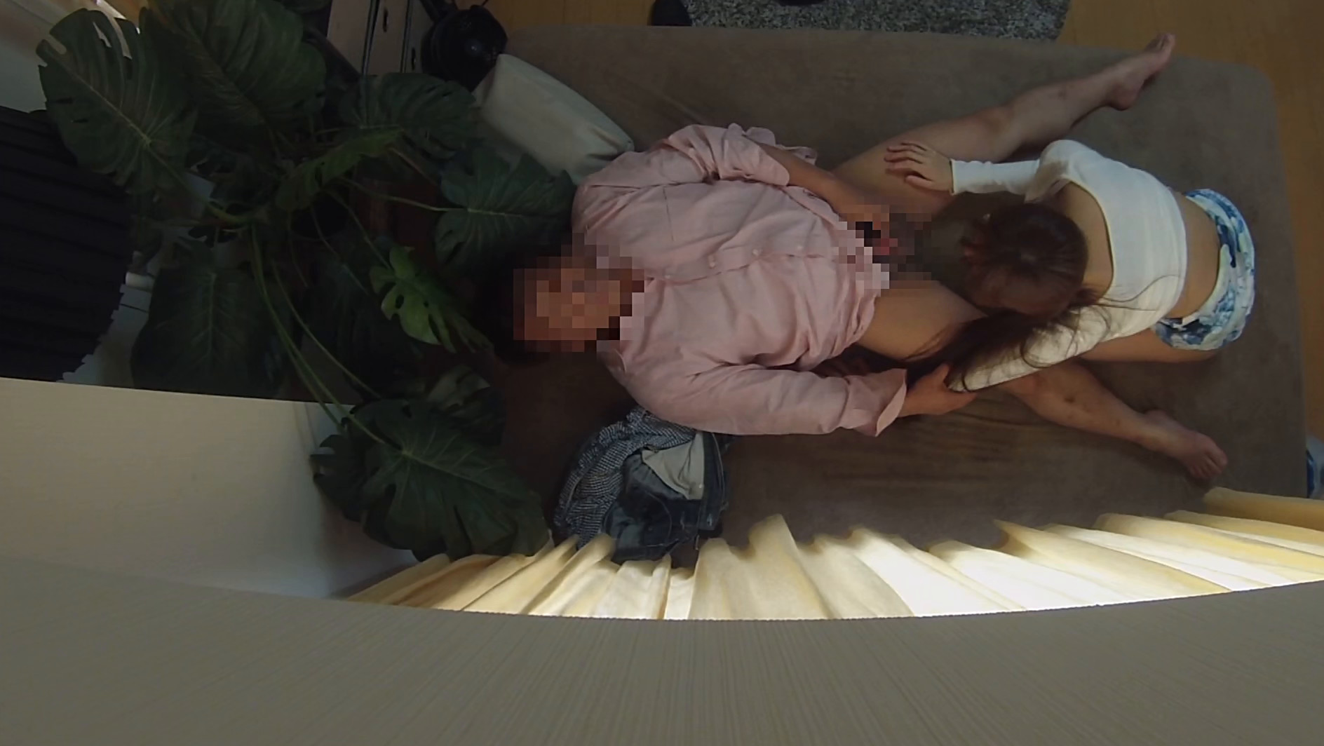 熟妻連れ込みSEX エッチになってる? そんなのお互いさまでしょ(笑) 結局なし崩しでヤっちゃいます。 画像17