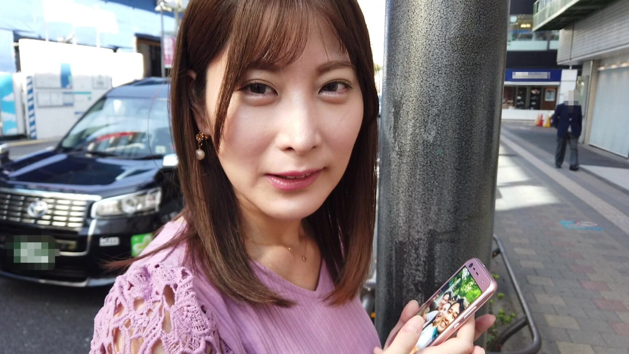 令和のセンズリ交渉ナンパ 4 開店前のショップで時間を持て余していた綺麗な女性に「センズリ見ませんか?」と声かけたらドン引きしつつも交渉成功!ホテルでセンズリ鑑賞会を開いて勢いでSEX交渉もGET!しっかりとハメ撮りしてきましたw 画像1