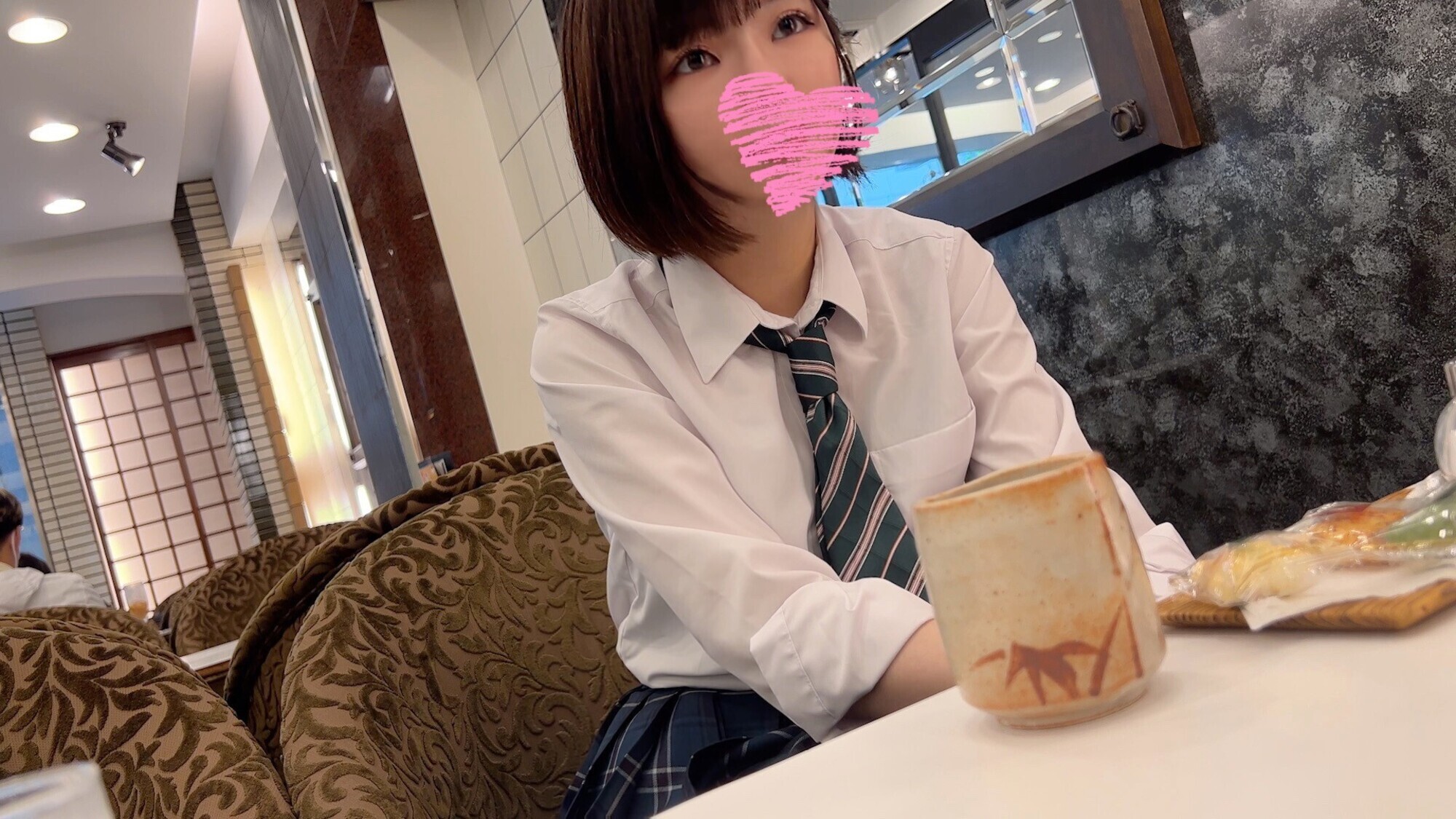 【個人撮影】M気質な短髪美小女とP活_大学進学の為に始めたP活で快楽堕ち