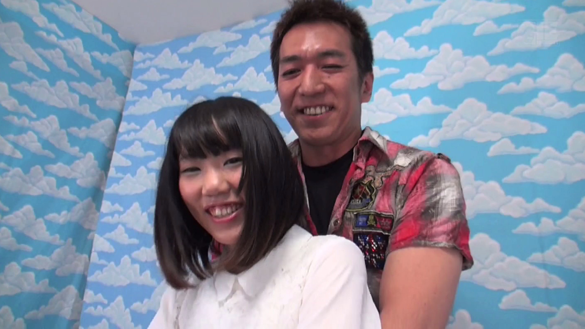 17周年記念SP 近親相姦 ラップ1枚隔ててお兄さんと妹さんで素股体験してみませんか? 本編撮りおろし10人収録 画像1