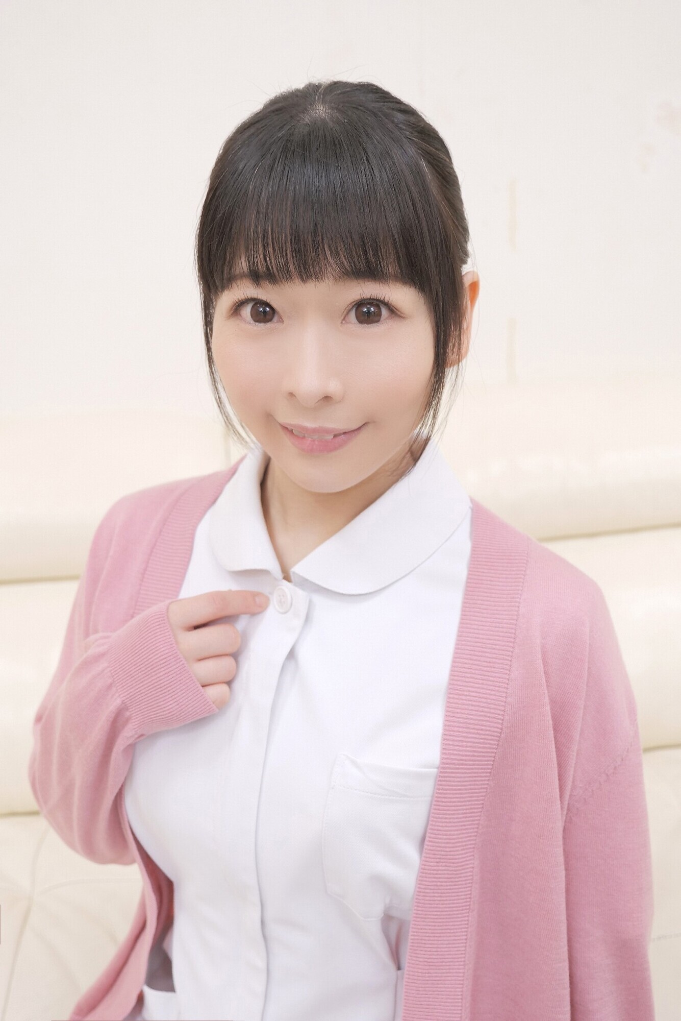 とっても優しい天使みたいなナースさんにED男子のオナニーの介抱してもらいました!!可愛いすぎる裸体にズル剥けギン勃ちしたチ◯ポを白衣の奥にズブリ!金玉が空になるまで何度も中に出させてもらいました! 画像1