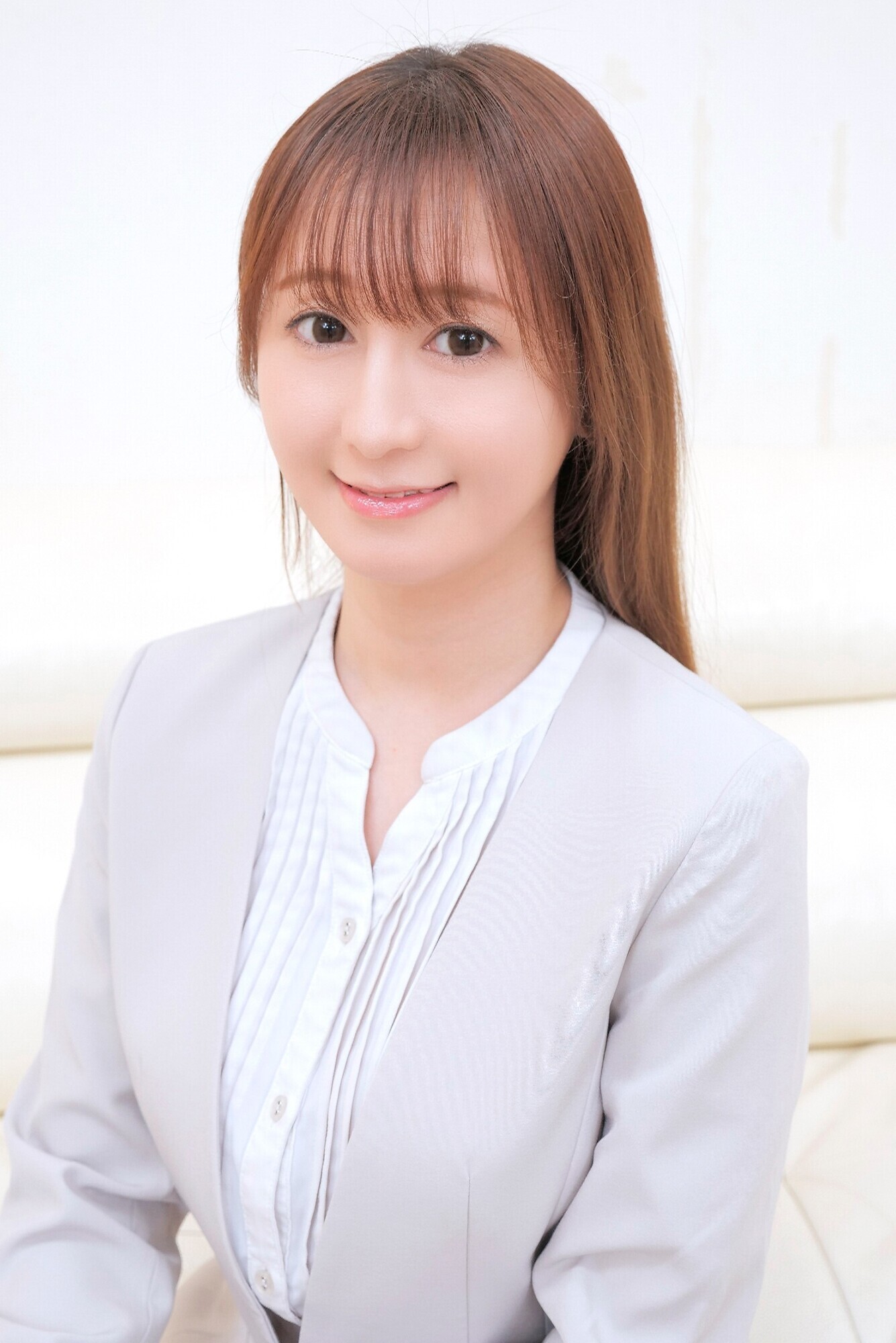 優しくて綺麗な働くお姉さん！「童貞君の早漏改善のお手伝いしてくれませんか？」 社会に揉まれてサバサバした綺麗なお姉さんが童貞君にドキドキ膣キュンしちゃって生中出し筆おろし！ 画像13