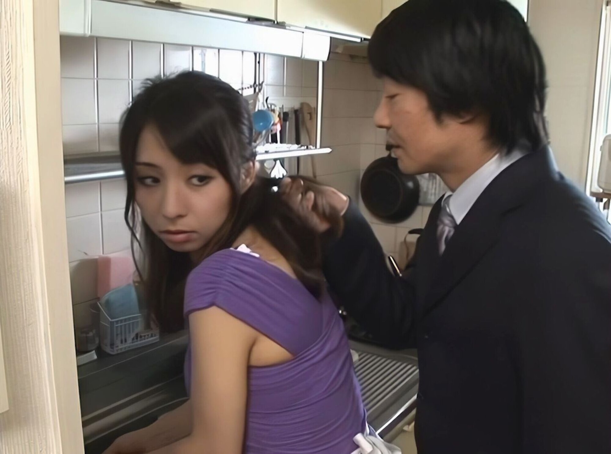 【AIリマスター】団地妻の憂い 大沢佑香 1枚目