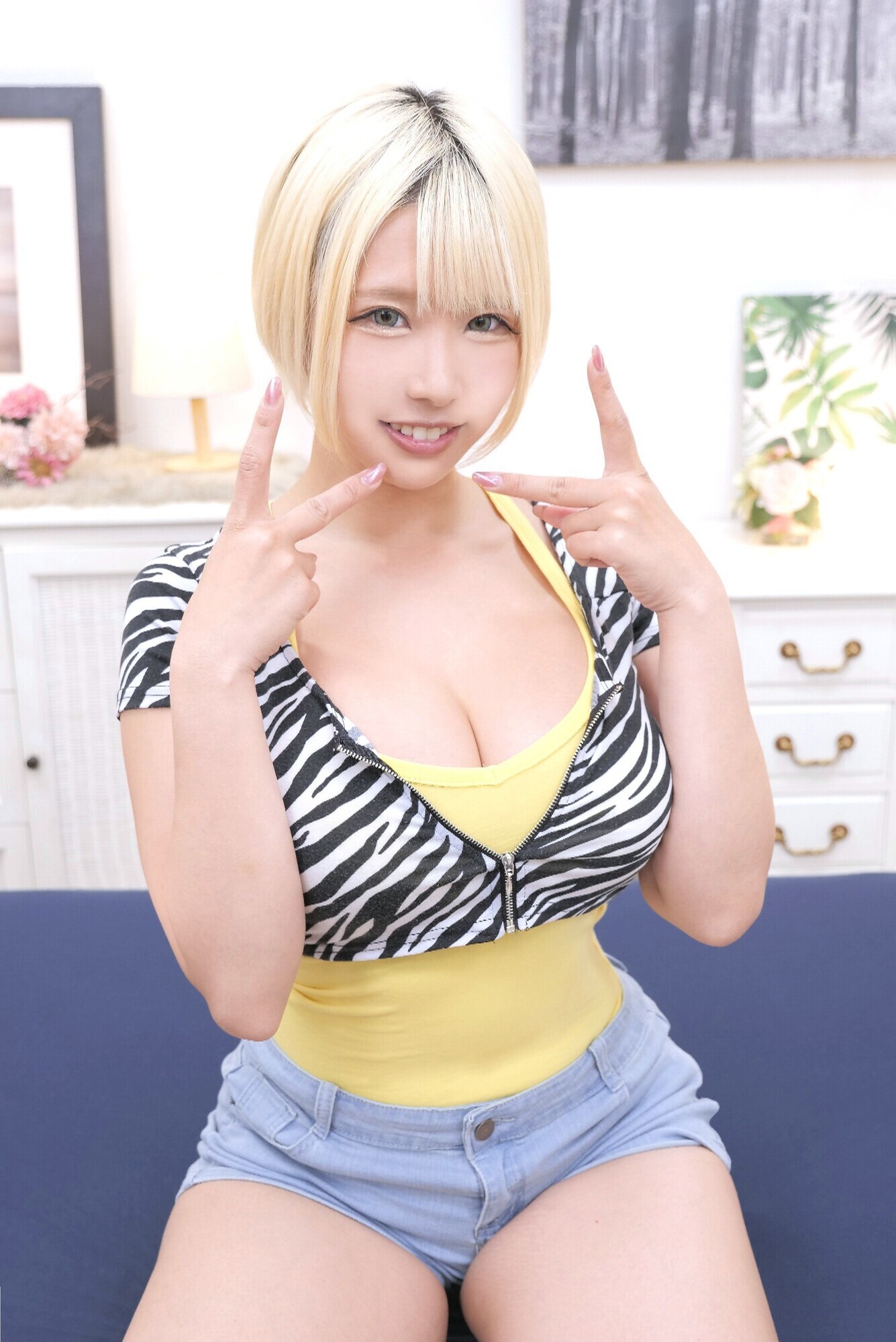 売れっ子ギャルAV女優が童貞筆おろし 乙アリス 1枚目