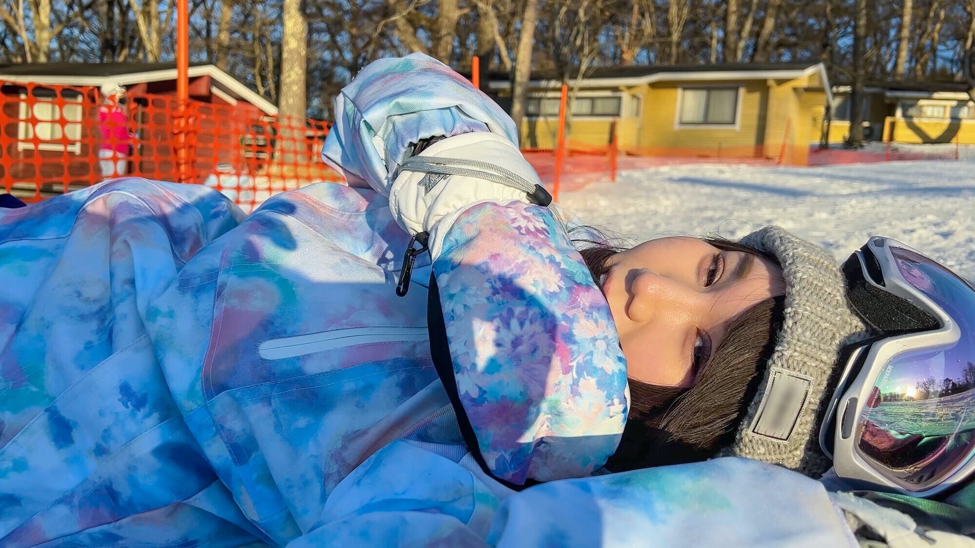 【私をスノボに連れてって】ツイ〇ャス配信女子 デカパイHcup天使(25歳)同時視聴者数、月間1位のニューカマー!スノボ配信後のホテルでオフパコ会 画像3