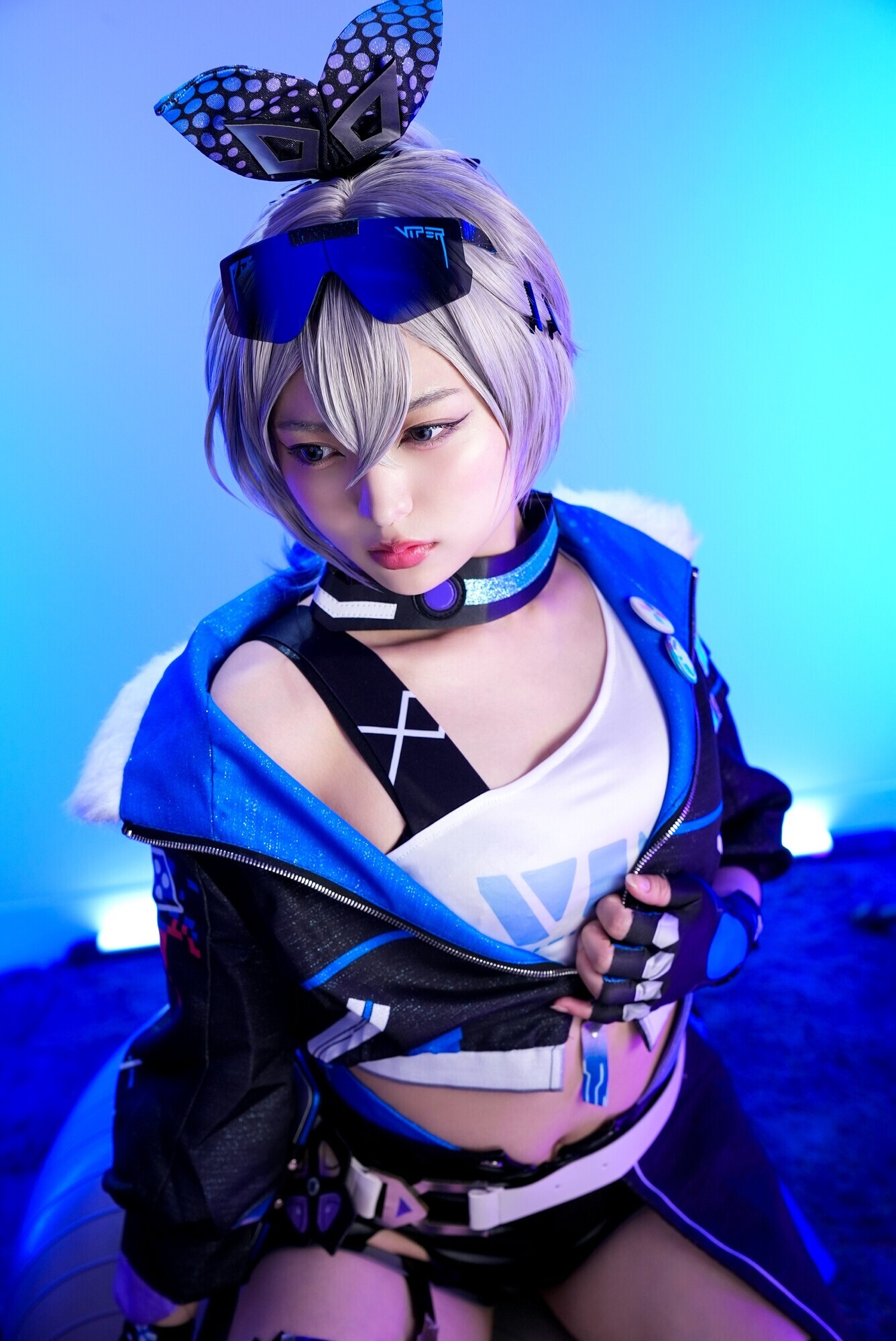 上京アイドル候補生・個撮おじさんと最悪の撮影会。暴走カメコに欲望をぶつけられ、絶頂の果てに性処理契約・・・。 6枚目