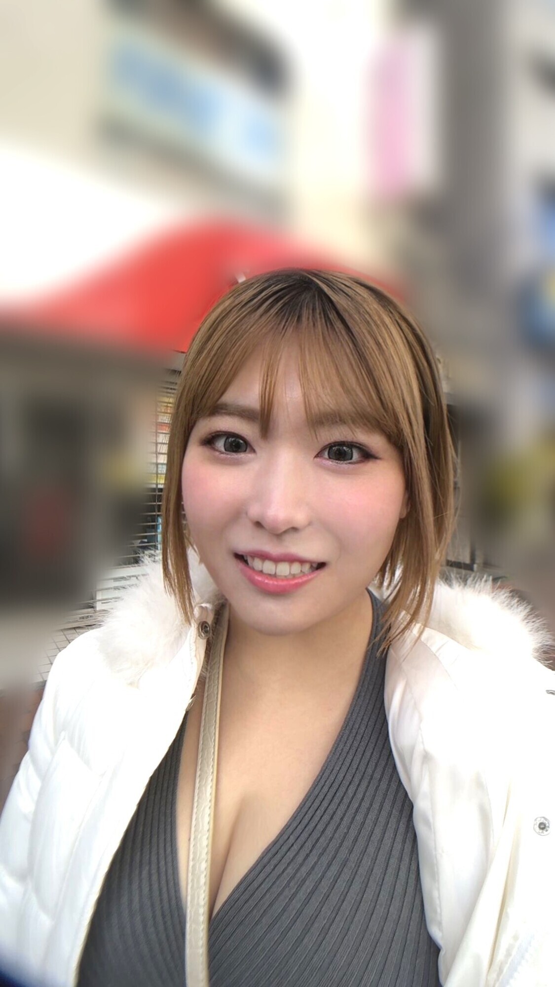 性欲強いイケメン限定逆ナン巨乳 肉食系地味お姉さん痴女炸裂即ハメ生中出し 3枚目