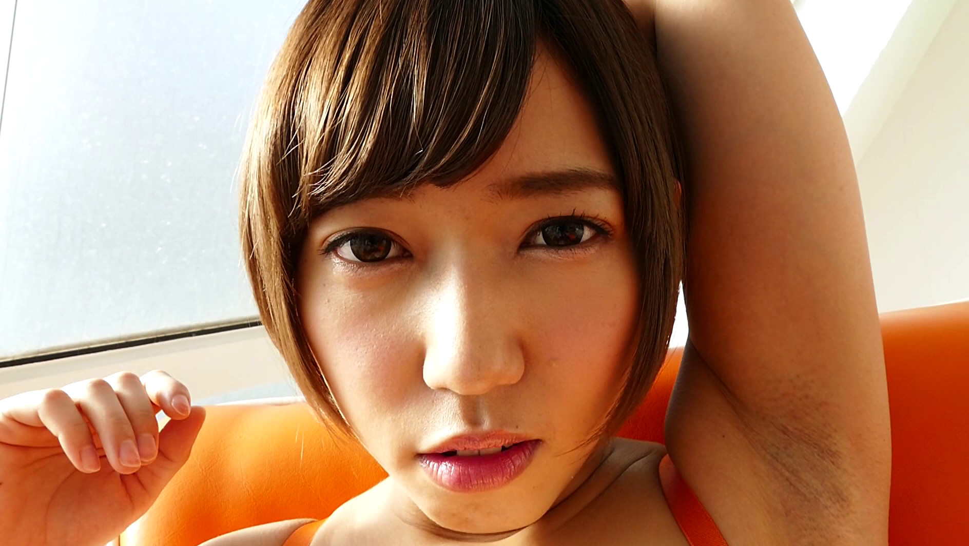 Fカップなショートカットちゃんはつるつるりんりん♪ 小鳥遊ひろみ 2枚目