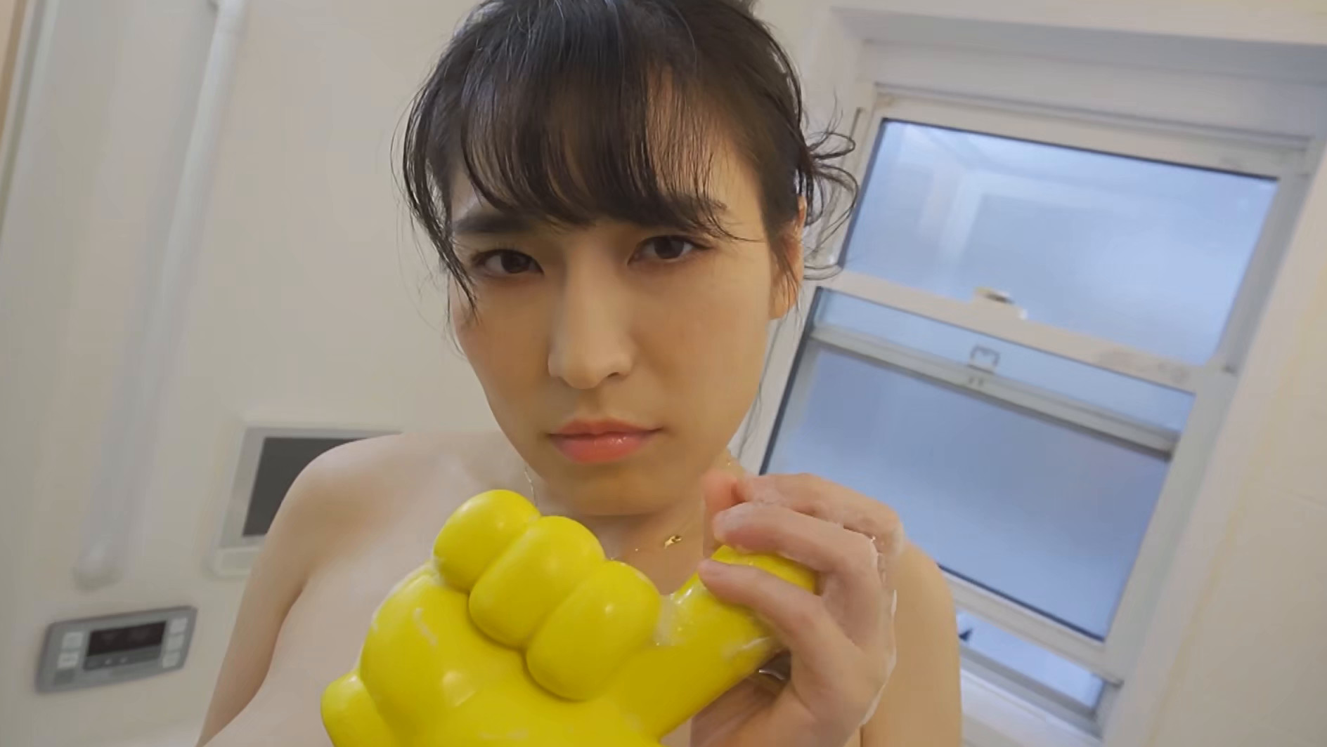 34才美熟女マナー講師が遅咲きの着エロ出演! 椿木英恵 画像20