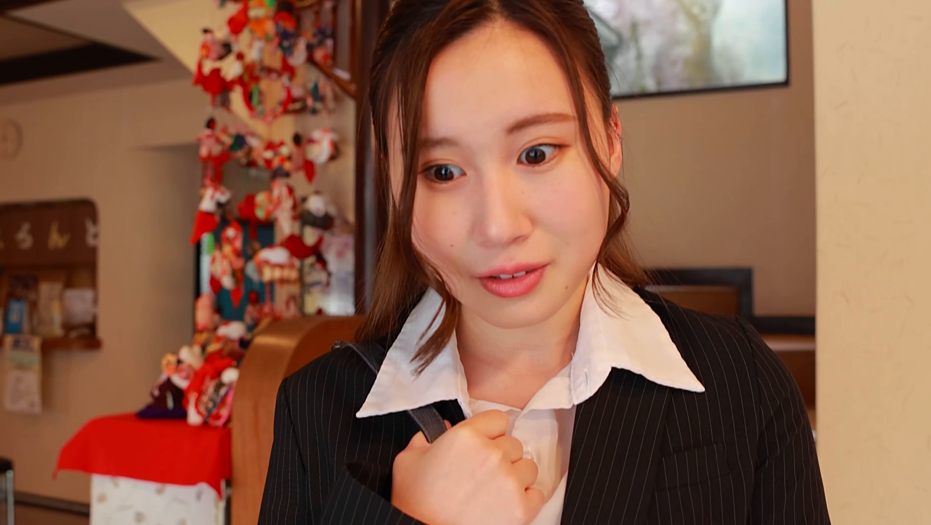 艶美な記憶 朝倉ここな 画像1