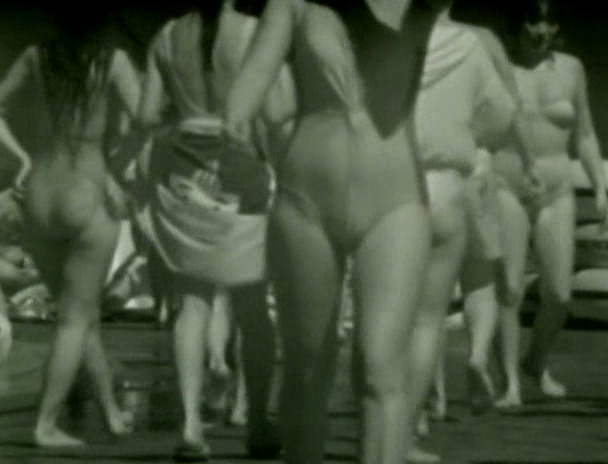 盗撮！！出歯亀大学 画像2