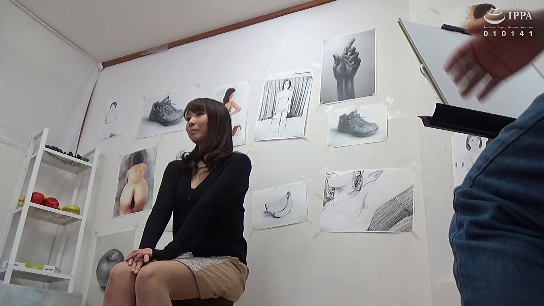 ヌードデッサンモデルの高額アルバイトでやってきた人妻さんに男根挿入して種付けSEXするビデオ 27 画像13