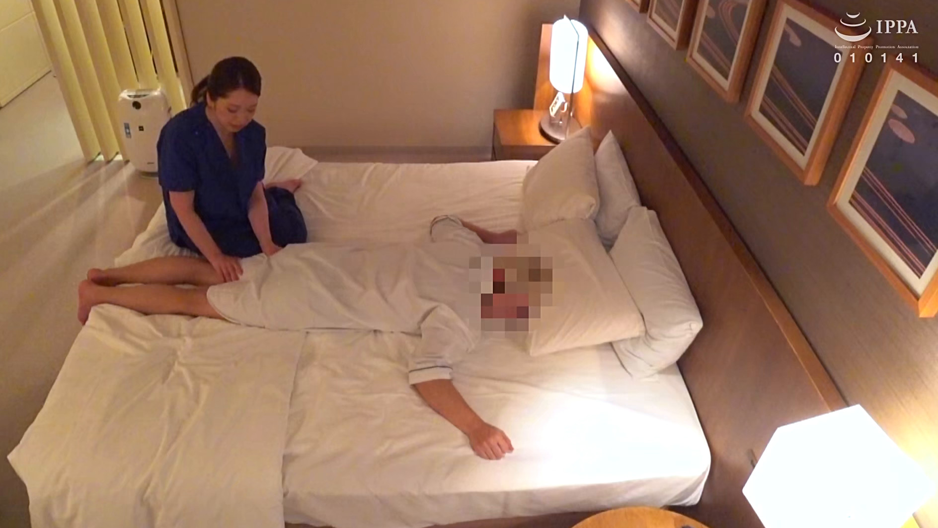 【巷で噂のメンズエステ】熟女マッサージ師に裏オプ交渉生ハメ中出しSEX 5 画像19