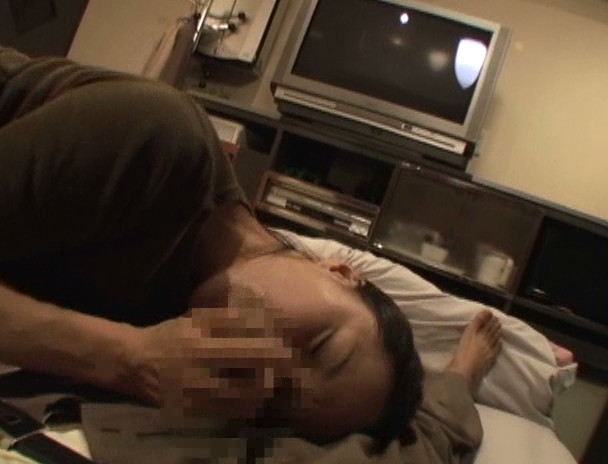 ち○ぽ汁が糸を引く熟女のどすけべフェラ ~唾液でベトベト亀頭~ 画像11