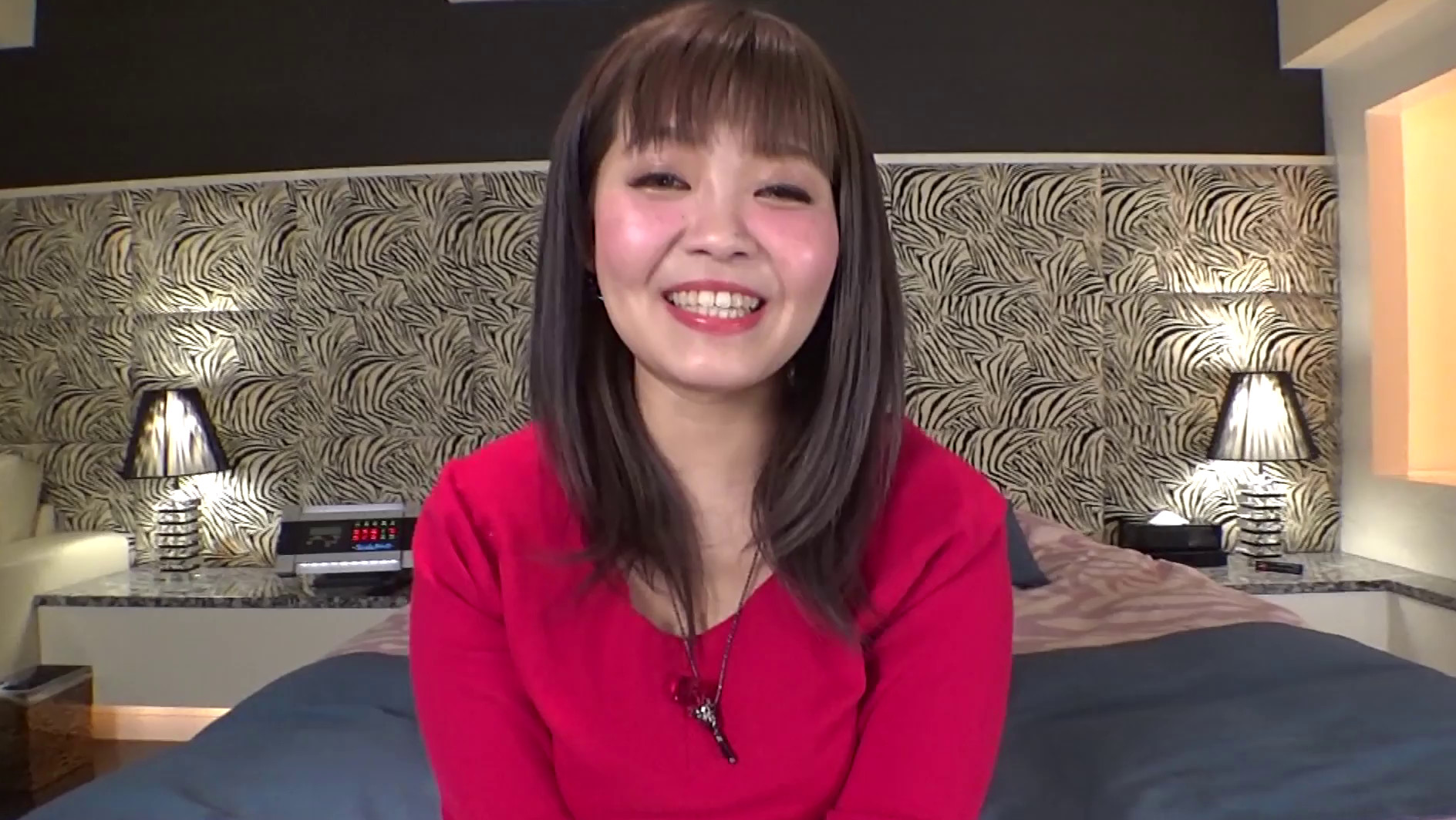 初めての素人ストリップダンス カメラの前で恥ずかしがりながら裸になってオマ○コ丸見えで踊ってもらっちゃいました! 画像14