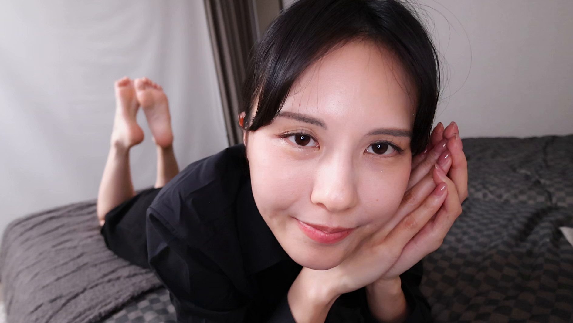 極!羞恥!!あなたの足裏のぞいちゃお 4 7枚目