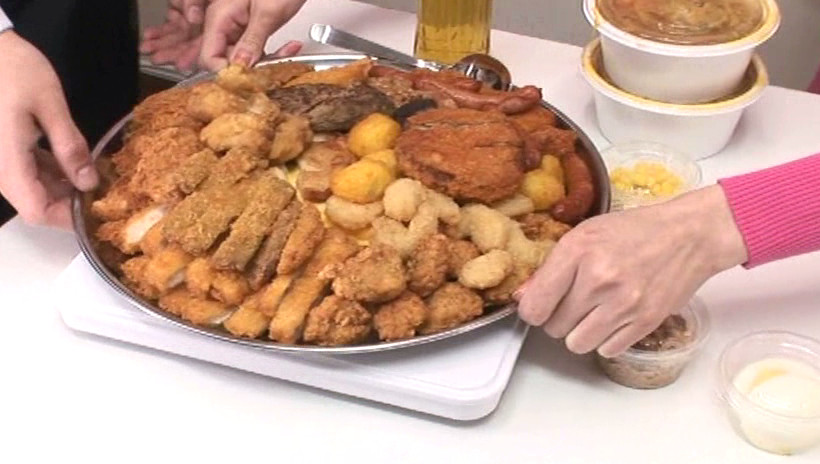 大喰らい 7kg完食女 BIG EATER 画像4