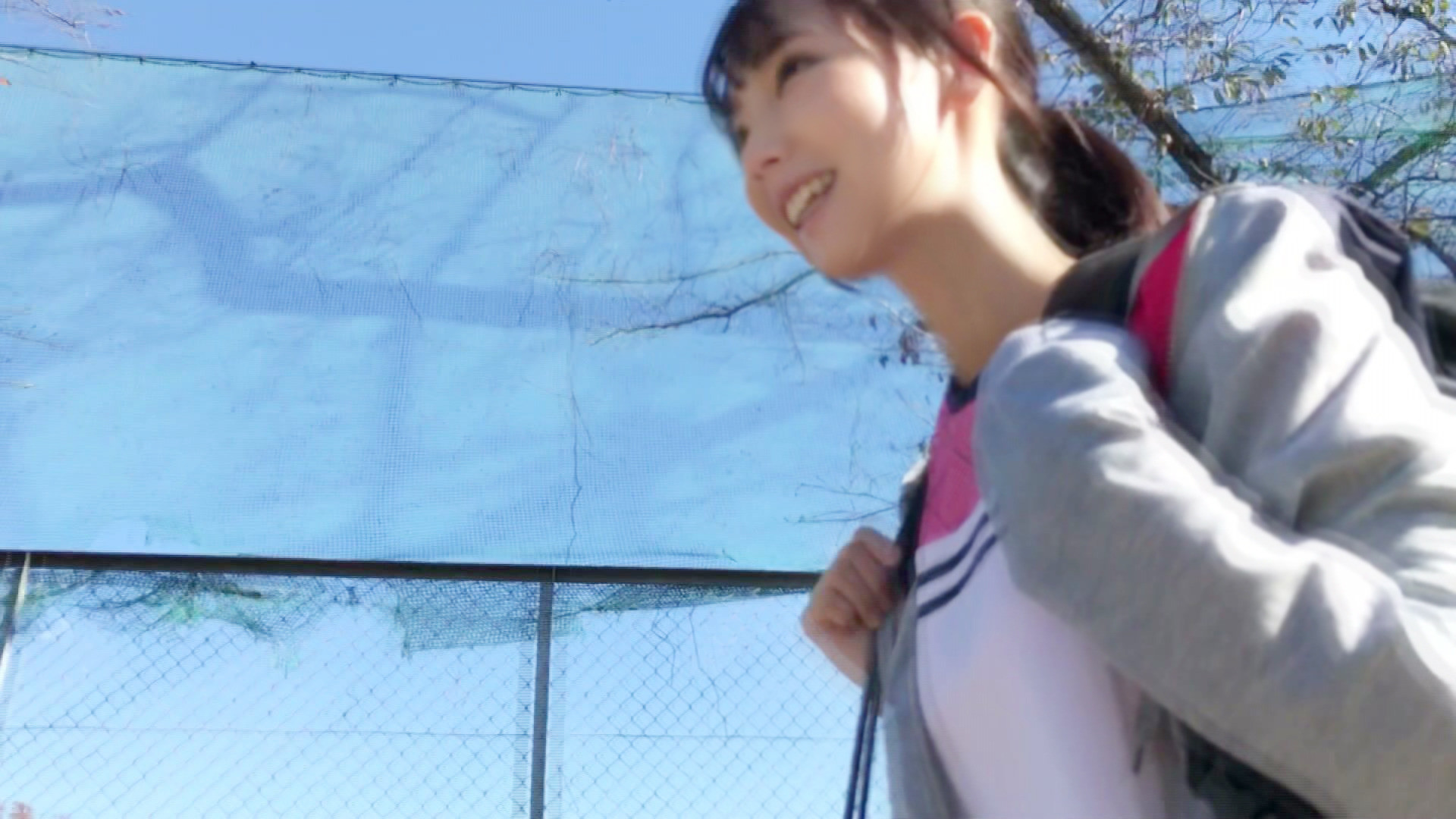 【スポーツ女子】ネットで口説いたスポーツ女神たち!中出しOKの淫乱パイパン女子大生!テニスサークル所属★りこちゃん20歳 画像1