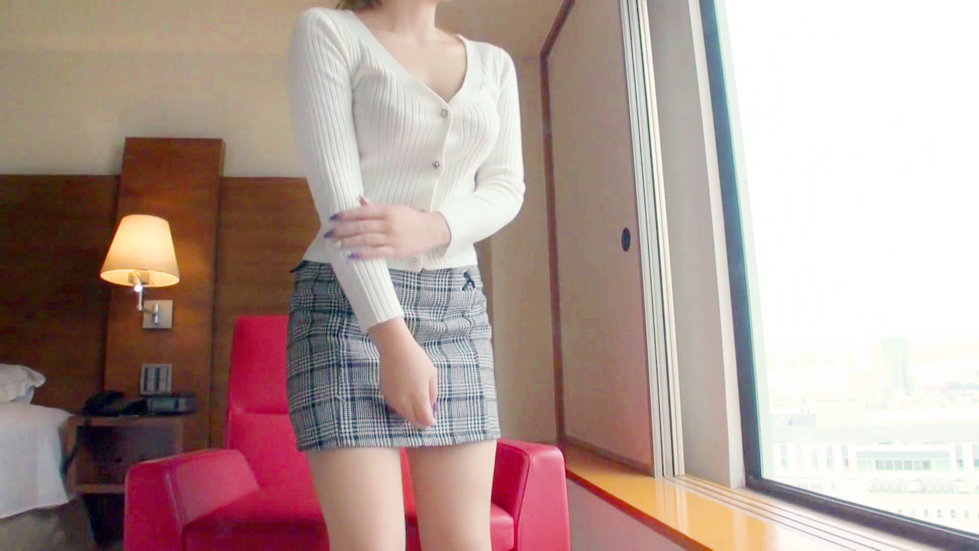【個人撮影☆キャバクラの稼ぎじゃお金が足りない金欠巨乳ギャルに援助射撃ww】 画像1