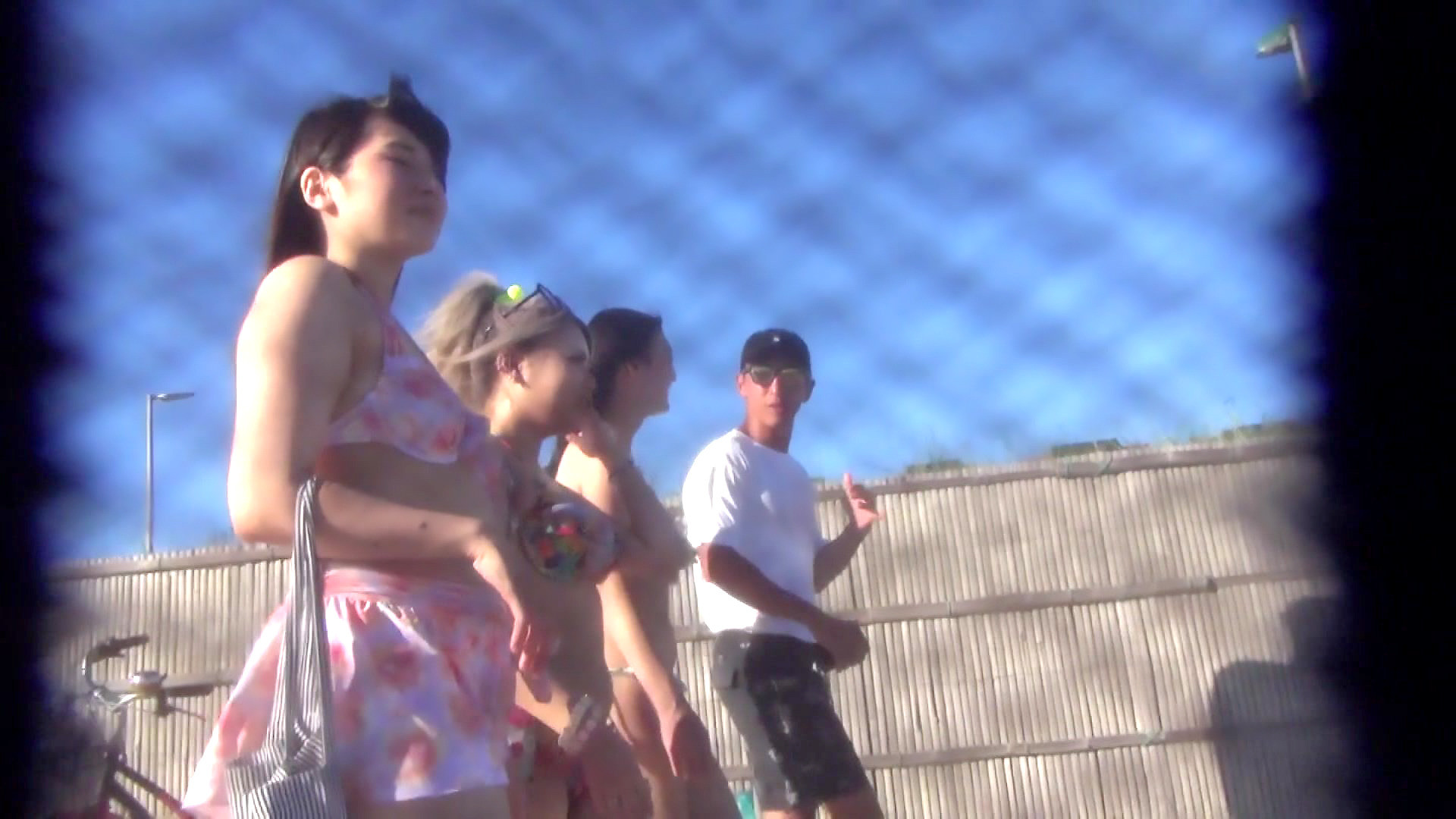 真夏の神奈川は今年も激熱ww絶賛不倫中☆枕営業で管理職昇進疑惑!?絶頂未体験の24歳エステティシャンをゴリ押し個人撮影ww 画像1