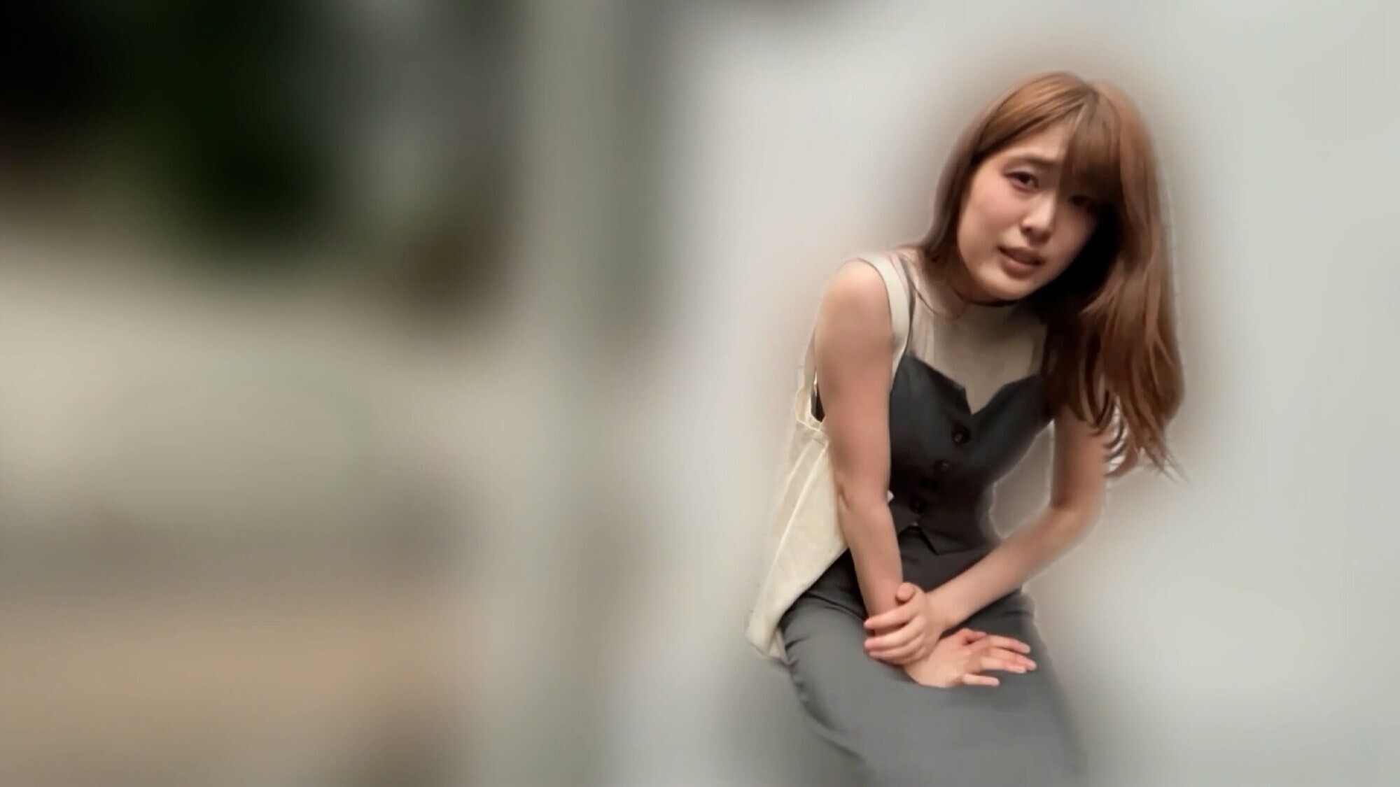 リモバイ散歩!街中で4人の女と絶頂恥●プレイ! VOL.4 3枚目