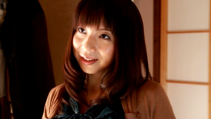 堕ちた美淑女 義理の息子を拒みきれずに・・・ 一条綺美香 48歳 画像1