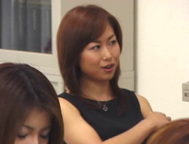 偽のアンケート調査会場に集まった現役スタッフ達を個別に呼び出しS○Xさせてとお願いしてみた結果・・・ エステティシャン&歯科助手編 画像3