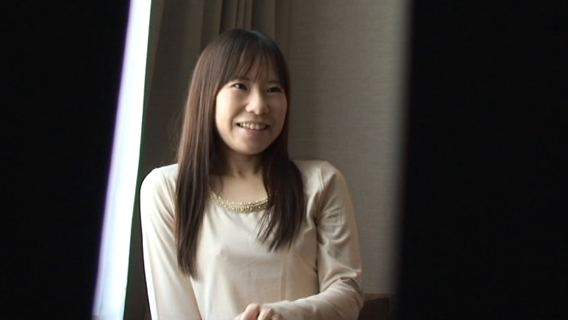 素人人妻さん 連れ込みナンパでセンズリ鑑賞 画像5