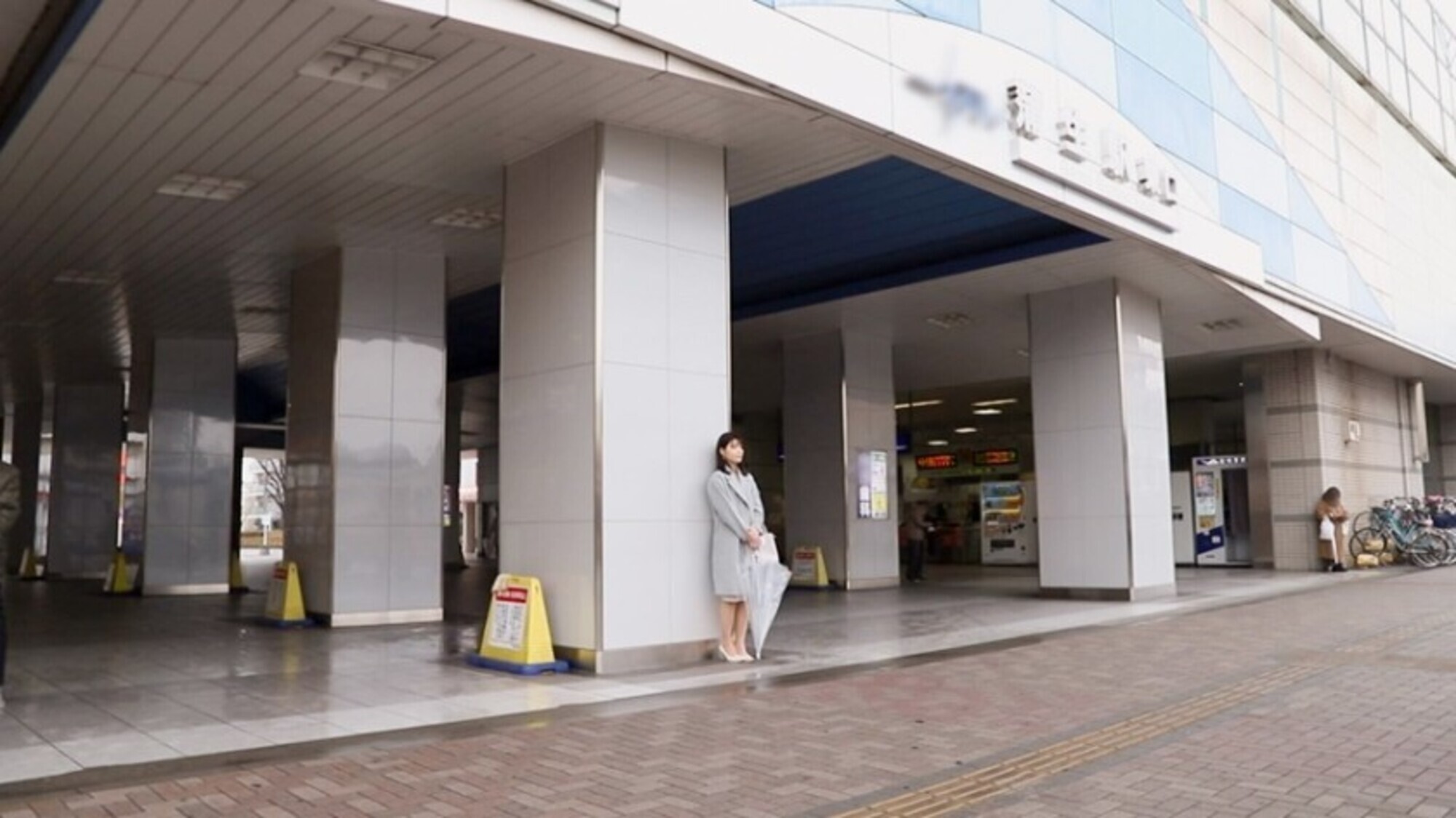全国人妻えろ図鑑 人妻全国募集⇒出張ハメ撮り⇒ネット公開 2年間セックスレスで発散したい!「メチャクチャに痛くしてください」ドM願望剥き出しの奥様が溜まりに溜まった欲望をさらけ出す! 画像1