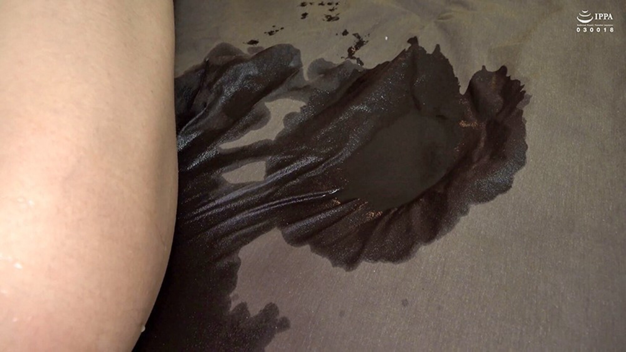 聖水痴女 男に小便を飲ませる事に興奮しちゃう性癖を拗らせたお姉さん さらら 画像6