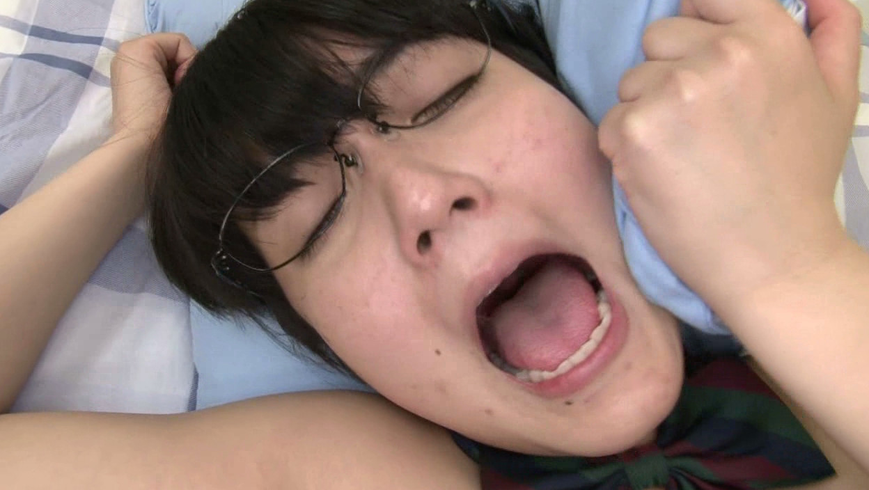 【有本紗世】大人しい地味子に中出し22 さよ-49