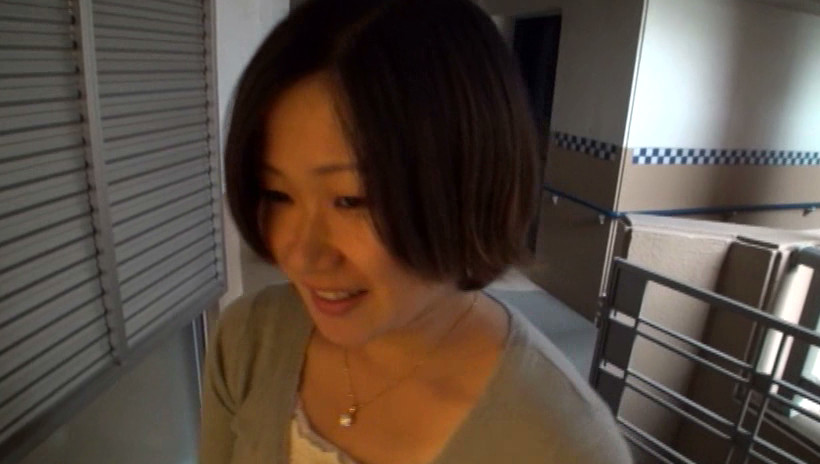 隣人は、したがる人妻 画像1