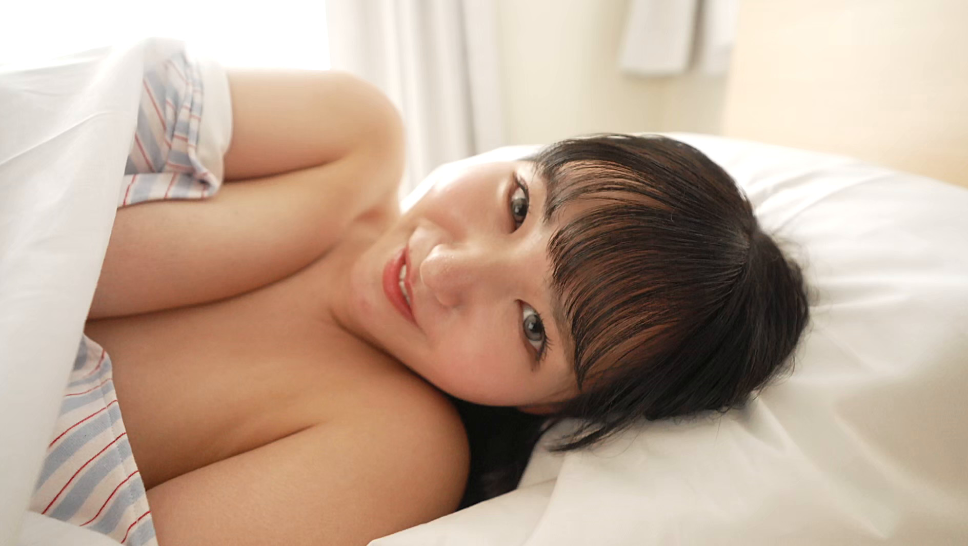 小悪魔ゆきのん 愛沢雪乃 1枚目